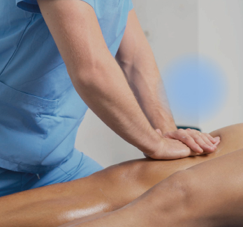 https://www.cryotherapie-le-mans.fr/wp-content/uploads/2023/07/04b-seance-cryotherapie-massage-sportif.jpg